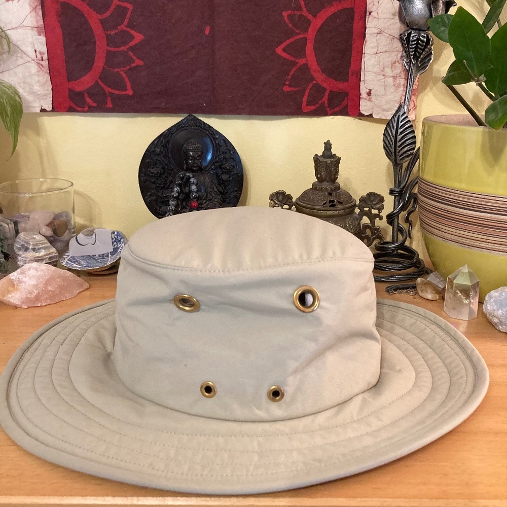 Vintage Tilley Endurables Nylantium Hat 7 1/8 EUC Hiking Fishing Safari Outdoors